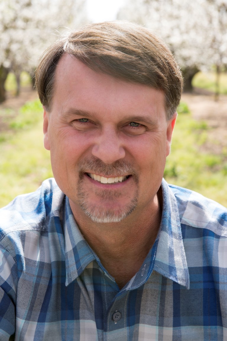Michael Darnell
